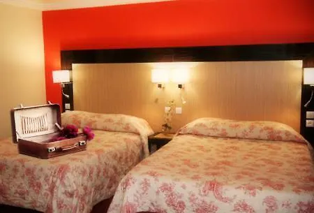 Hotel Du Cheval Blanc - Paris Marne La Vallee Disneyland Paris