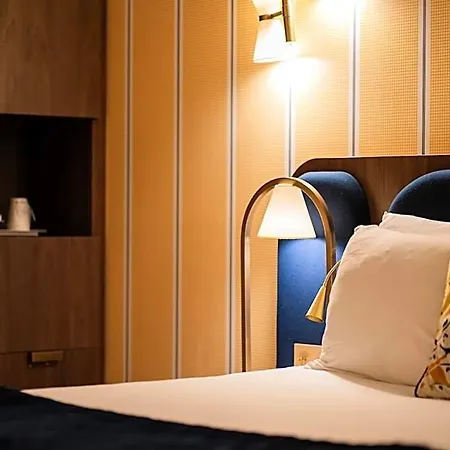 Du Cheval Blanc - Paris Marne La Vallee 4*