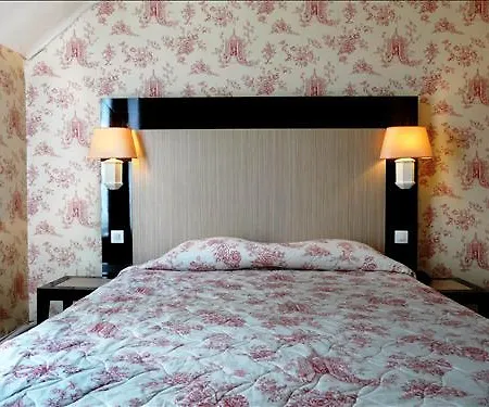 Hotell Du Cheval Blanc - Paris Marne La Vallee