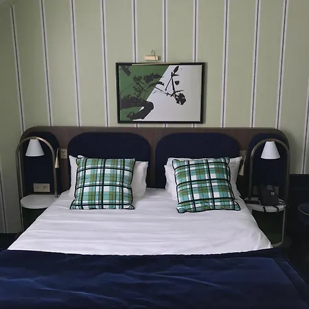 Hotel Du Cheval Blanc - Paris Marne La Vallee