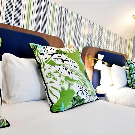 Hotel Hôtel Le Cheval Blanc