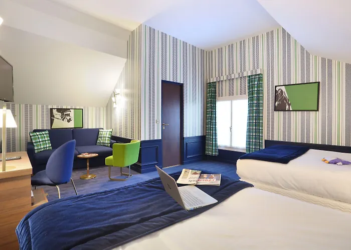 Hotel Du Cheval Blanc - Paris Marne La Vallee