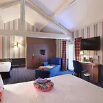 Hotel Le Cheval Blanc 4*
