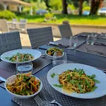 Hotel Le Cheval Blanc 4*