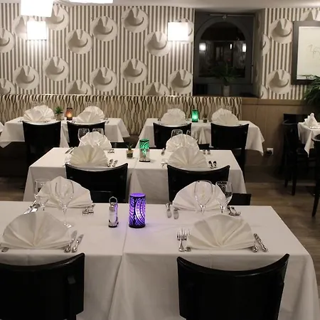 Du Cheval Blanc - Paris Marne La Vallee Hotel