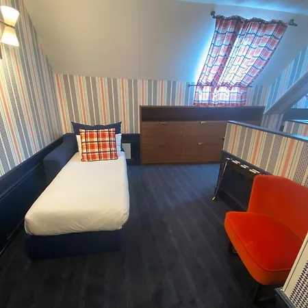Du Cheval Blanc - Paris Marne La Vallee 4*
