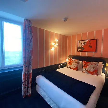 Hotel Du Cheval Blanc - Paris Marne La Vallee
