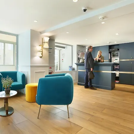 ホテル Du Cheval Blanc - Paris Marne La Vallee 4*